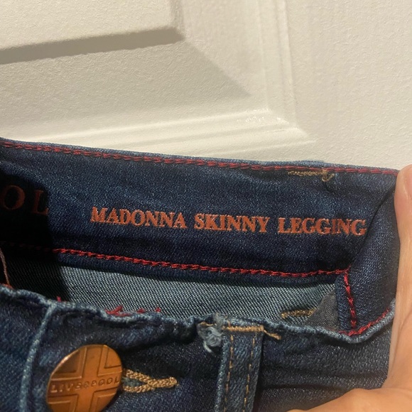 Liverpool Madonna Skinny Legging. Size 2/26” waist - Picture 3 of 8
